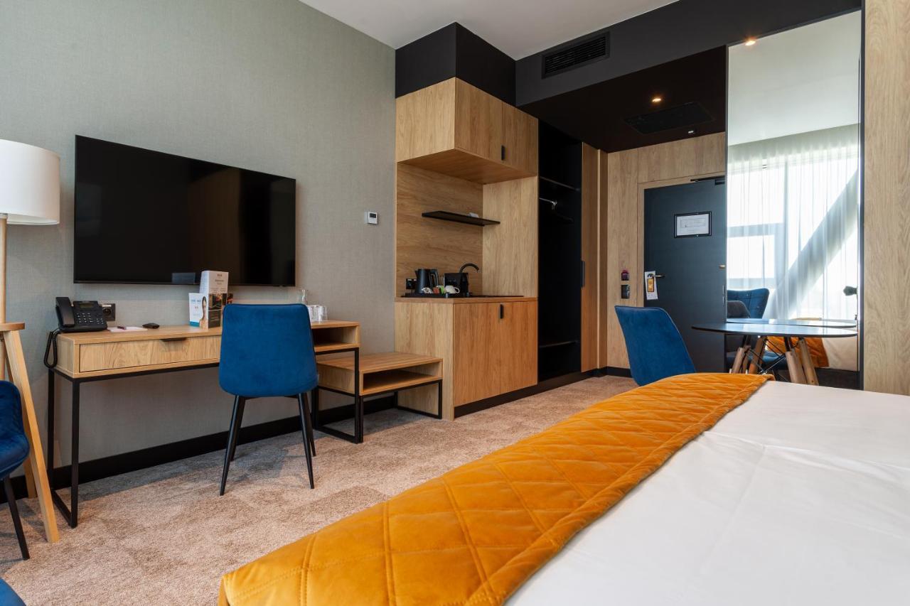 Hotel Sante Varsovie Extérieur photo